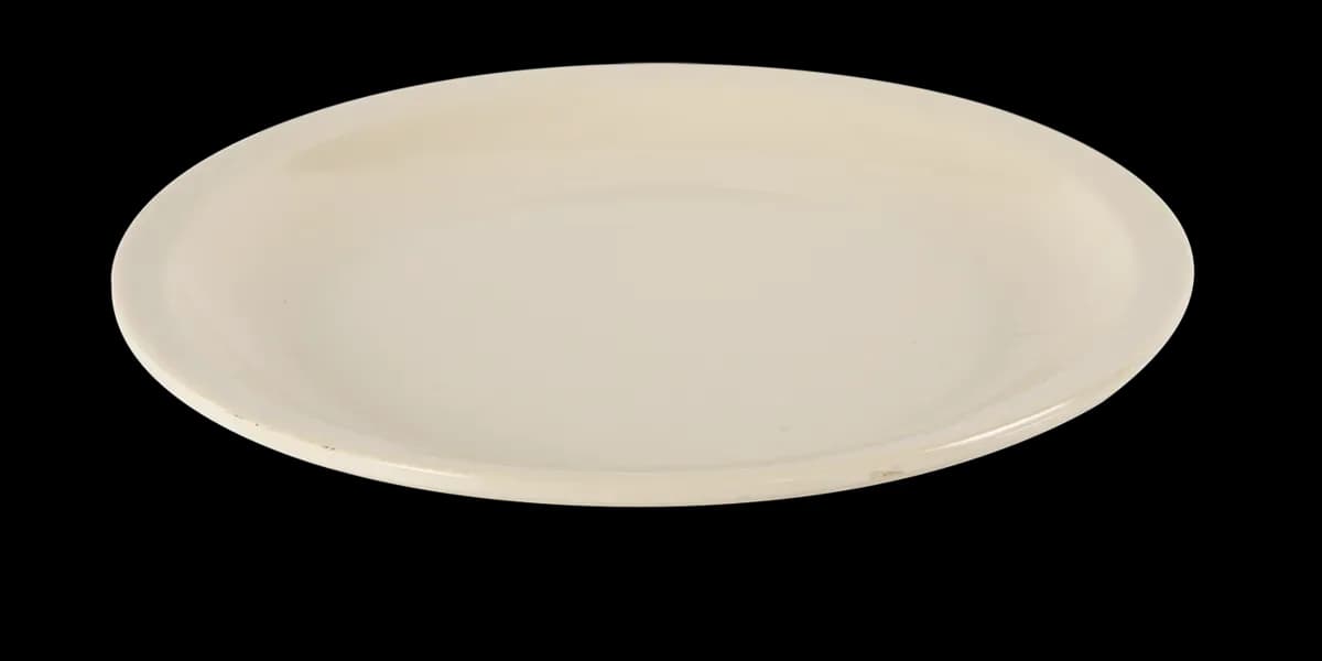 Plato de melamina diámetro 16 cms, melamina economica, se vende en caja de 180